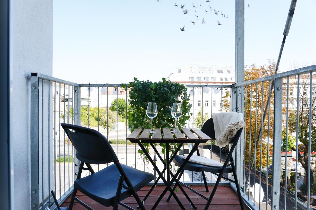 Large Apartments - Great For Groups - With Balcony Or Terrace Wien Exteriör bild