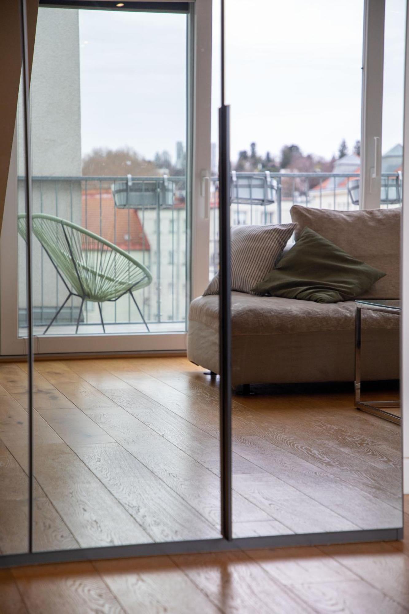 Large Apartments - Great For Groups - With Balcony Or Terrace Wien Exteriör bild