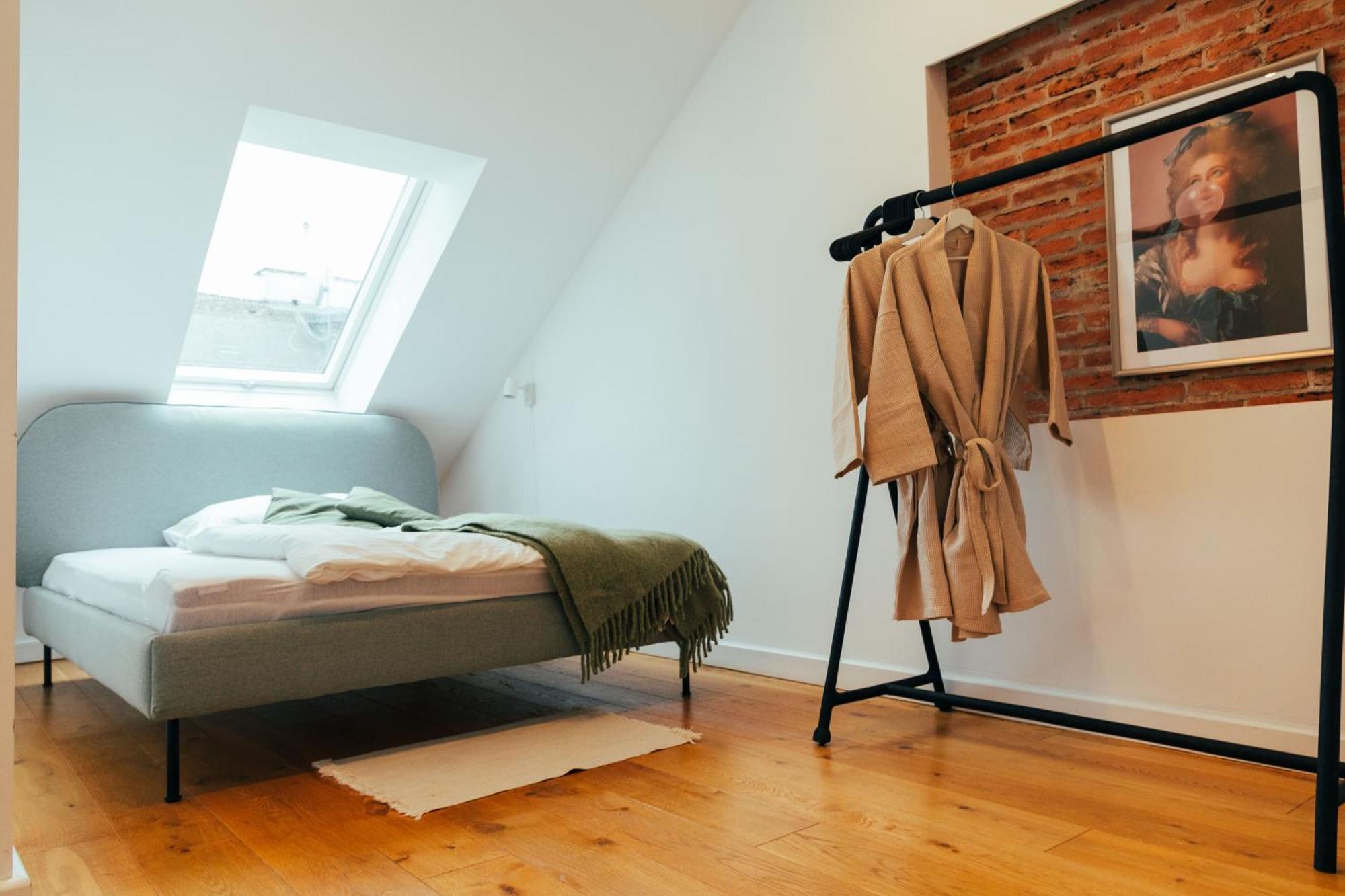 Large Apartments - Great For Groups - With Balcony Or Terrace Wien Exteriör bild