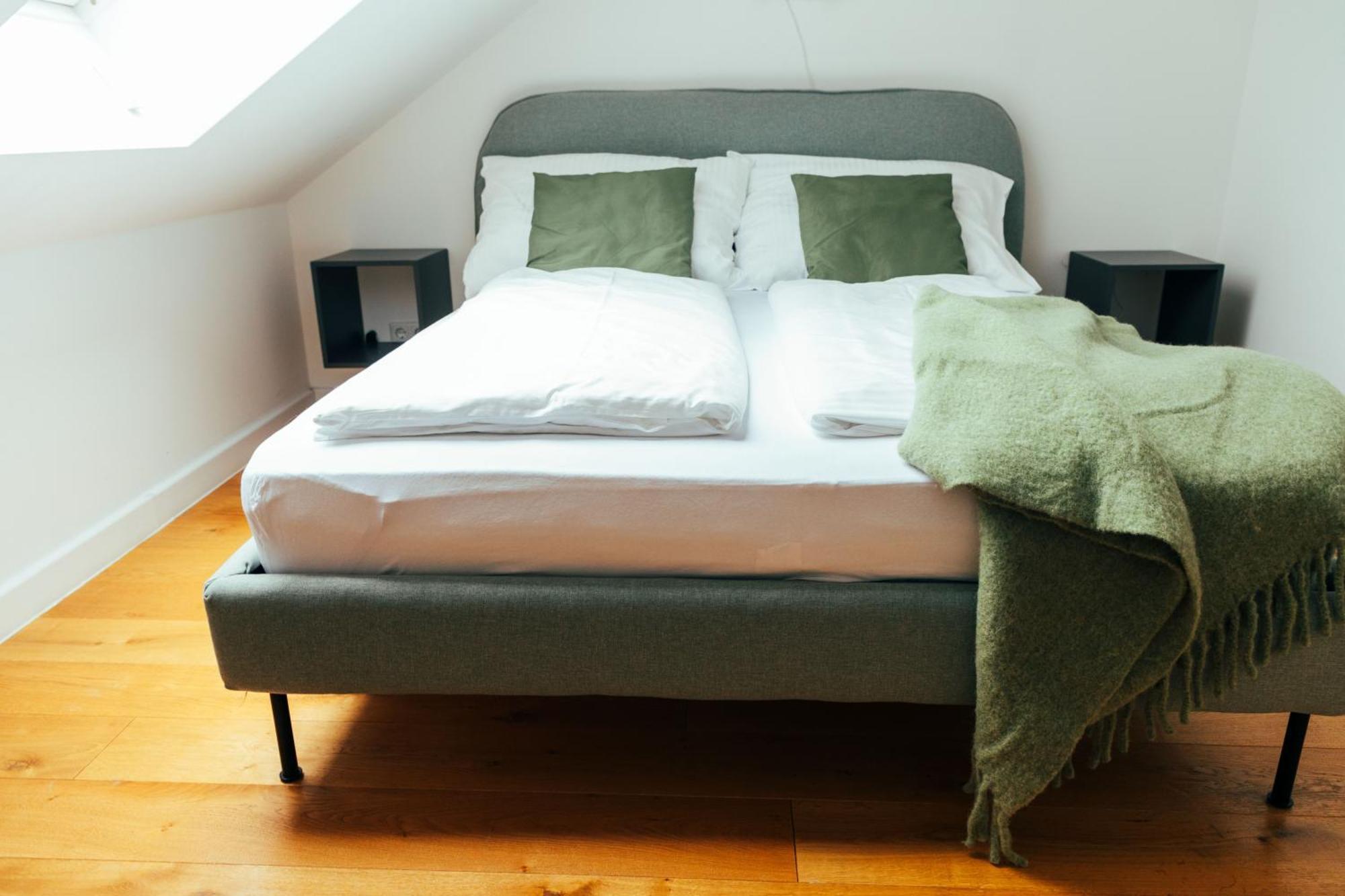 Large Apartments - Great For Groups - With Balcony Or Terrace Wien Exteriör bild